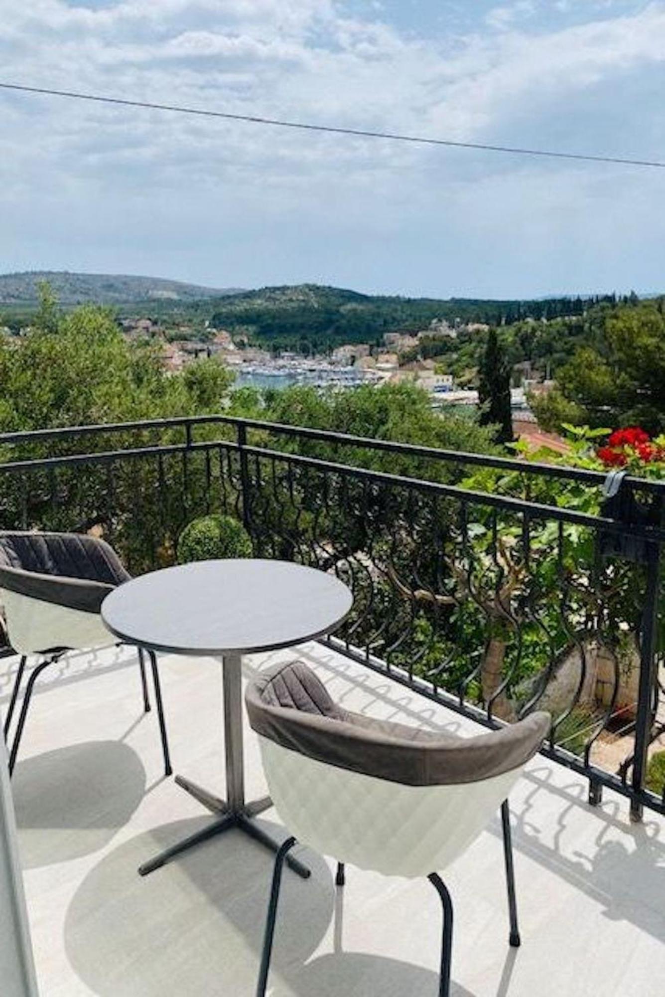 Villa Brazza Milna (Brac) Exterior foto